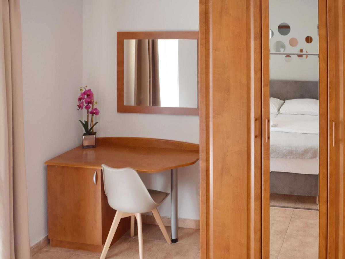 Apartment Matilde Beach Resort-2 Vodice Buitenkant foto